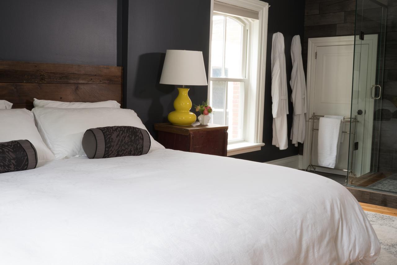 Forks Of The Credit Inn Orangeville Eksteriør billede